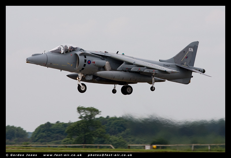 RAF Harrier GR9A (ZD467) - Landing photo